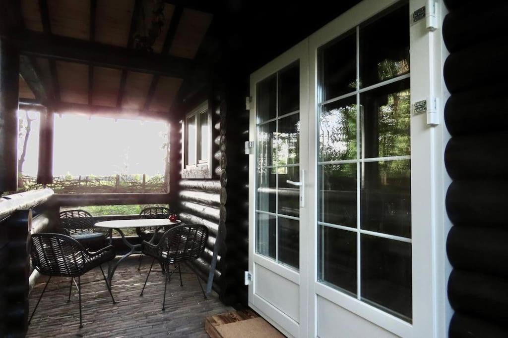 Villa Knusse En Gezellige Blokhut De Bijenstal Dedemsvaart Exterior foto